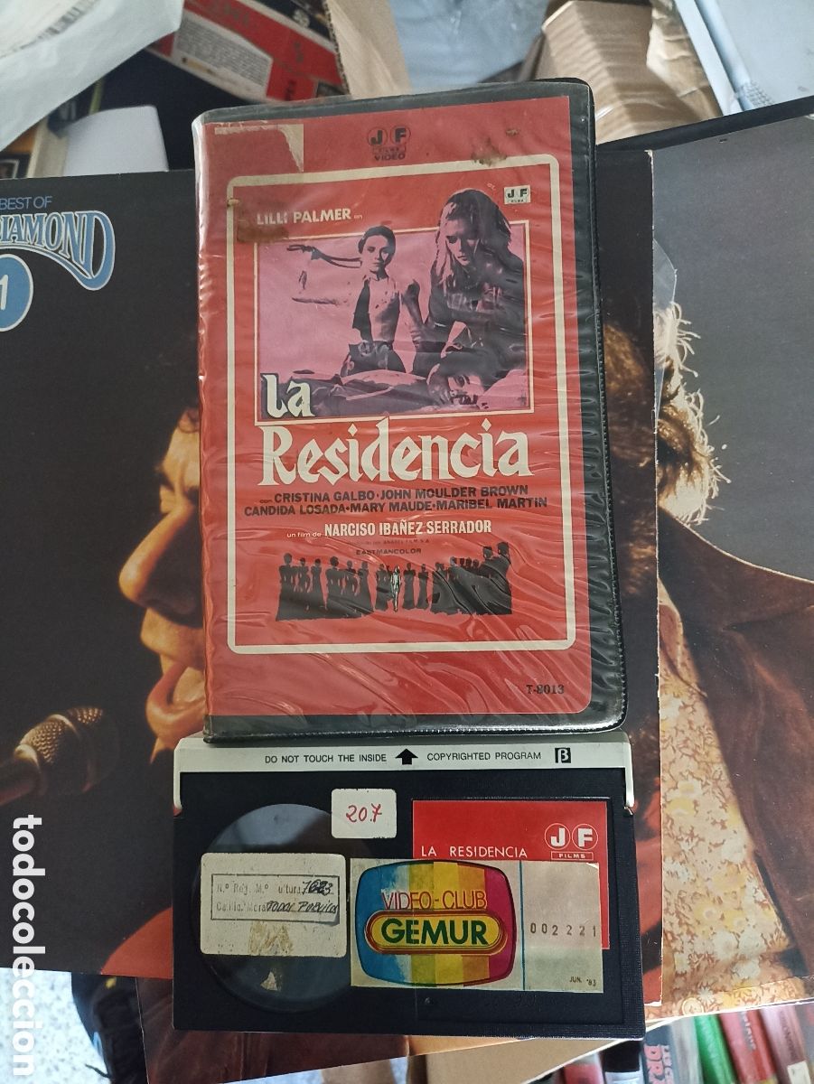 Cine: BETA-LA RESIDENCIA. IBA&Ntilde;EZ SERRADOR. JOS&Eacute; FRADE
