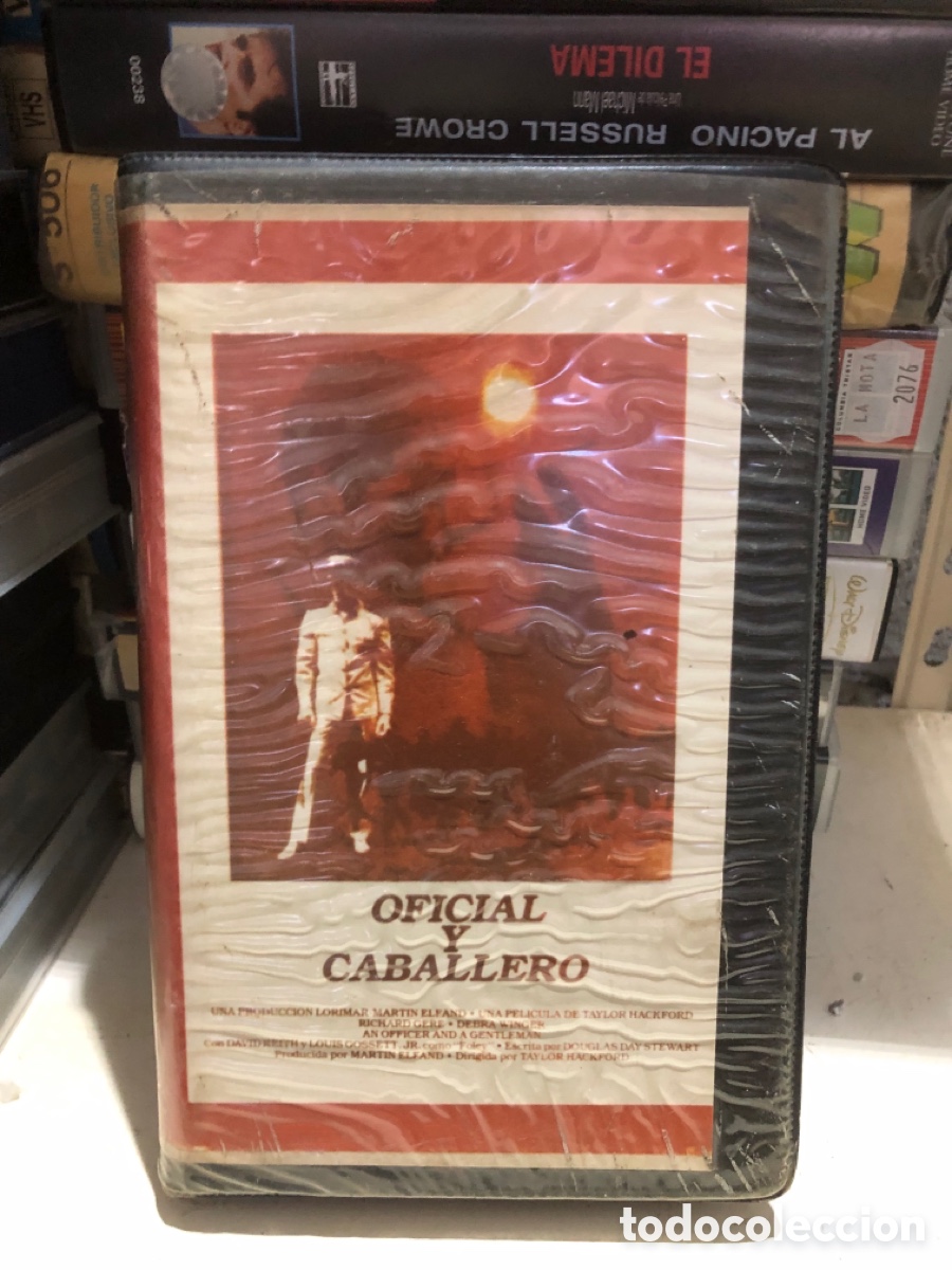 Cine: BETA ARCAICA OFICIAL Y CABALLERO