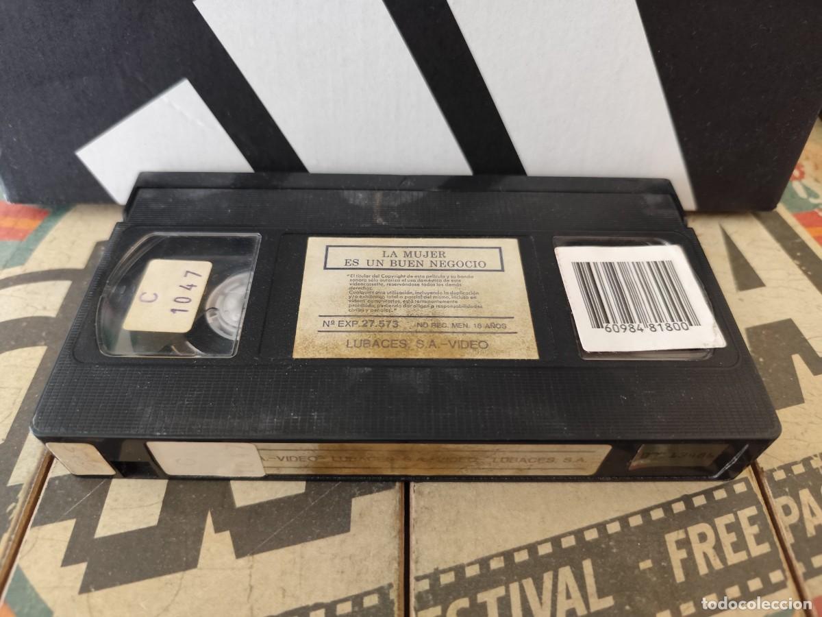 Cine: 76 La mujer es un buen negocio / Solo cinta vhs