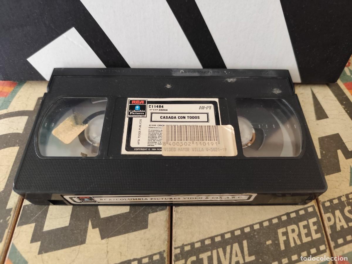 Cine: 120 Casada con todos / Solo cinta vhs