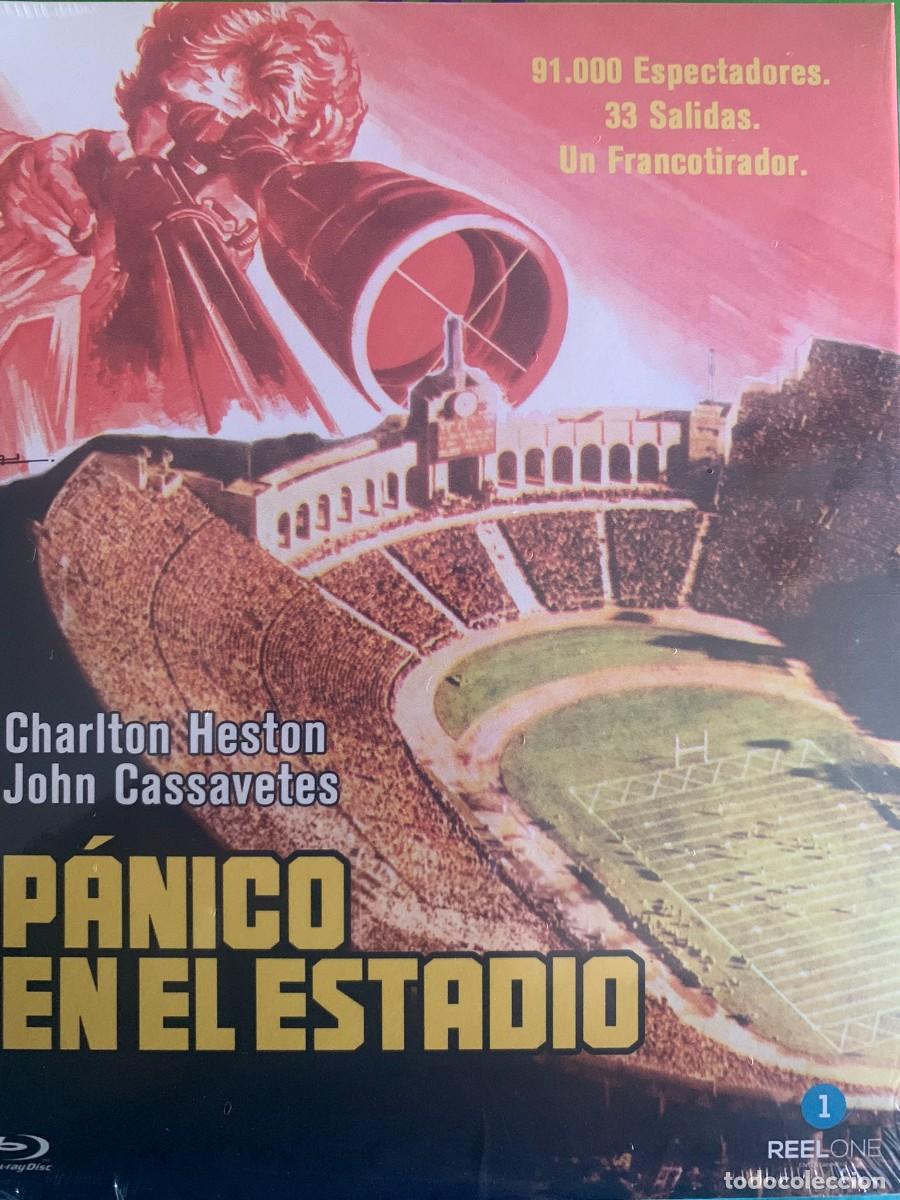 Cine: PANICO EN EL ESTADIO - Foto 1