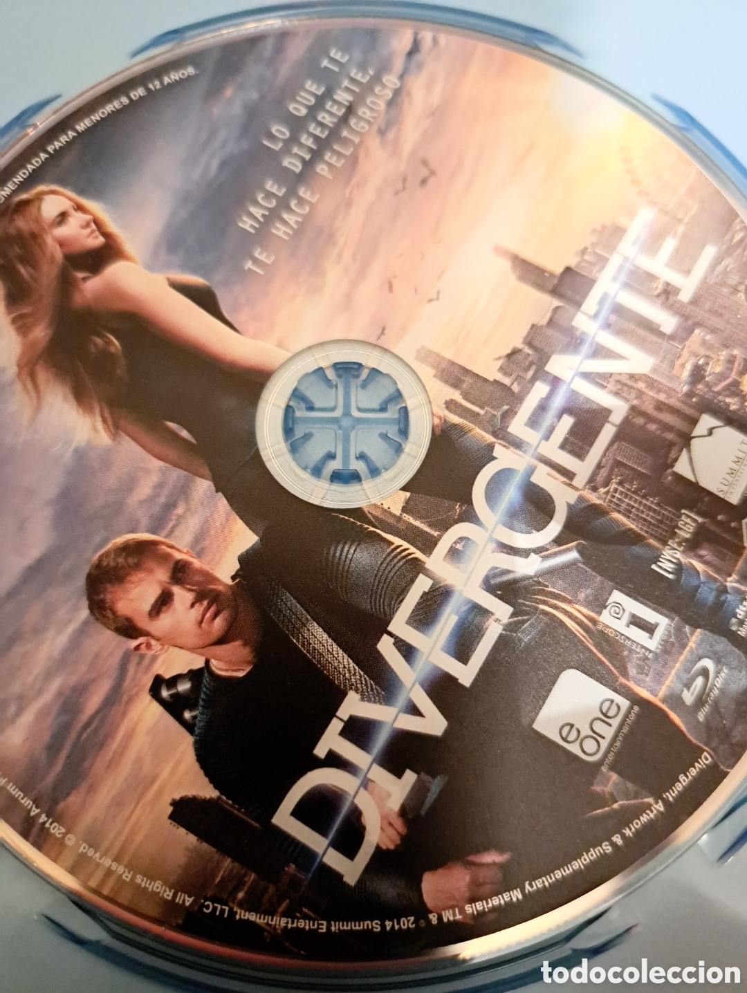 Cine: Divergente Blu-Ray Buen Estado - Foto 3