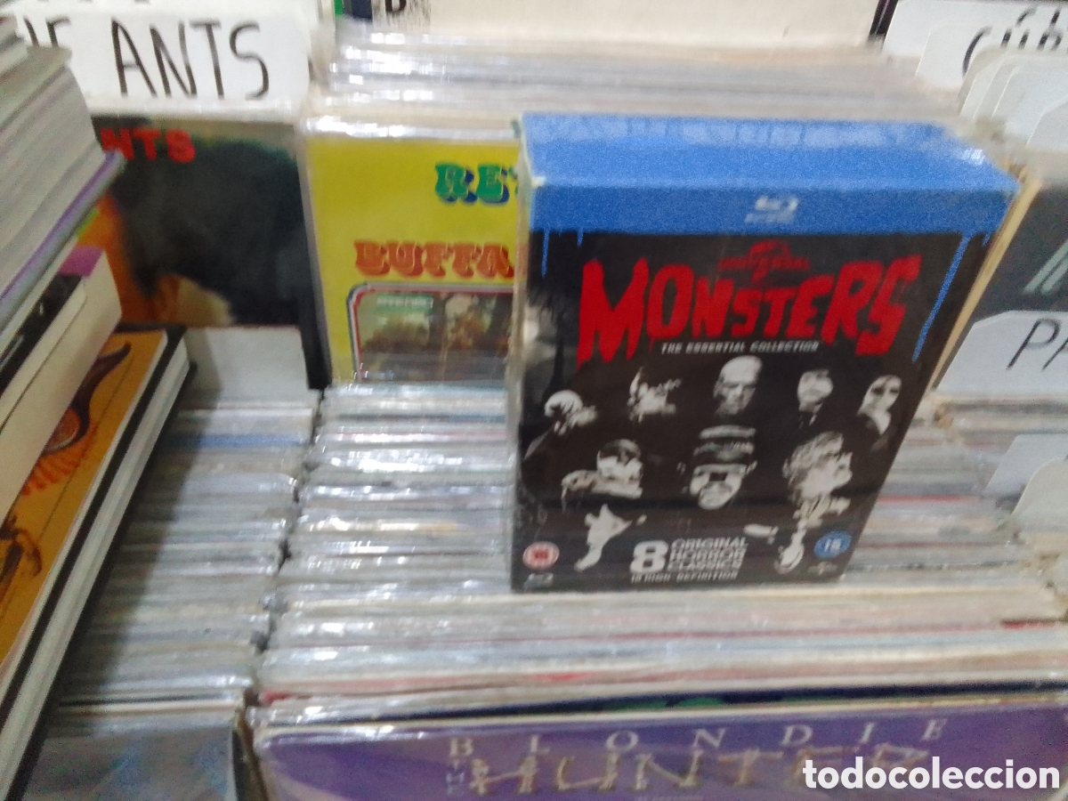 Cine: Monster the essential collection,8 original horror classics, precintado