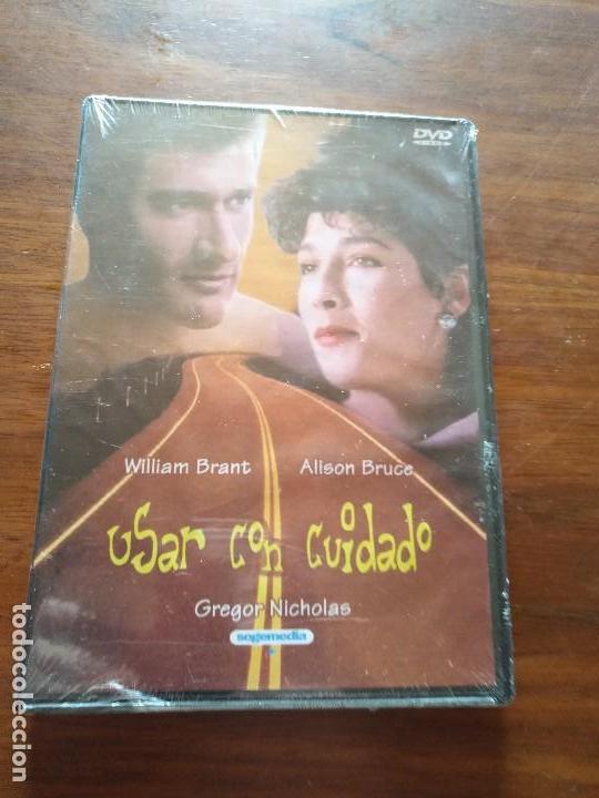 Cine: DVD USAR CON CUIDADO - PRECINTADA - Foto 1