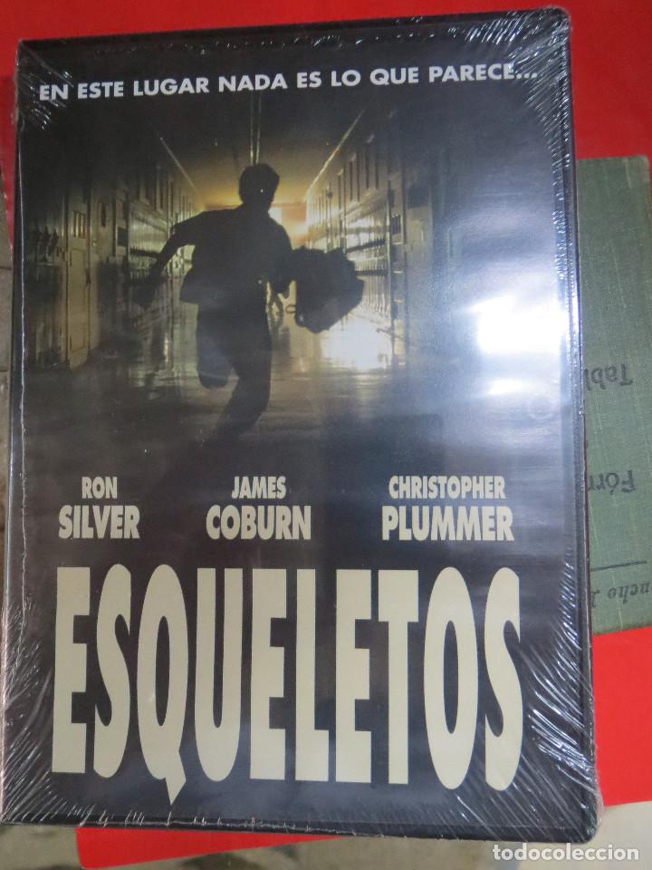 Cine: DVD ESQUELETOS,PRECINTADA. - Foto 1