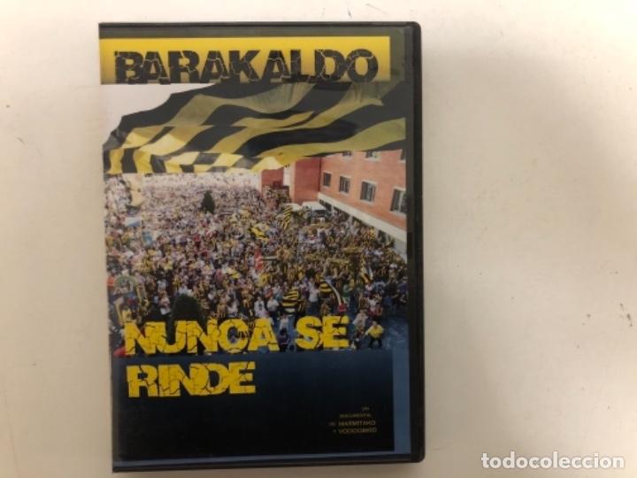 Cinema: BARAKALDO NUNCA SE RINDE. DVD DOCUMENTAL DE LA TEMPORADA 2011-12. ASCENSO A 2&ordf;B.