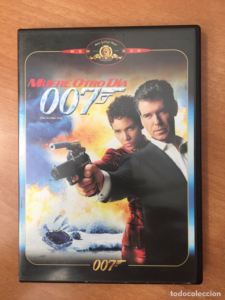 Cinema: (S132) Muere otro d&iacute;a 007 - DVD Segunda mano