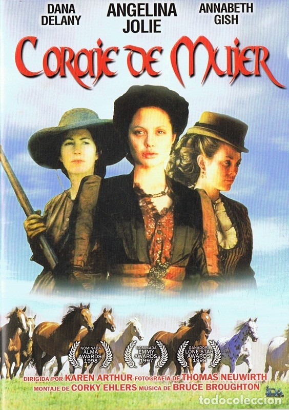 Cinema: CORAJE DE MUJER ANGELINA JOLIE