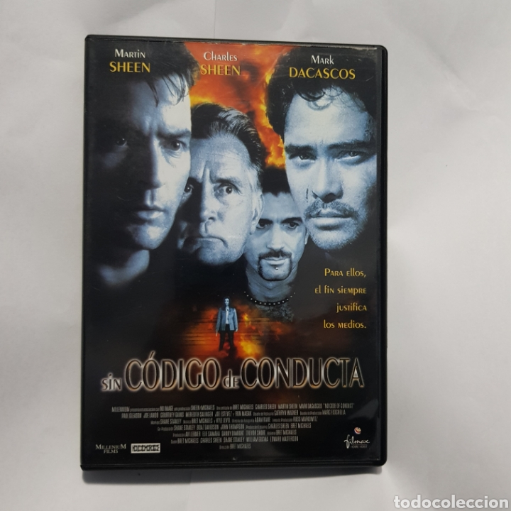 Cinema: (S295) sin c&oacute;digo de conducta - DVD SEGUNDAMANO