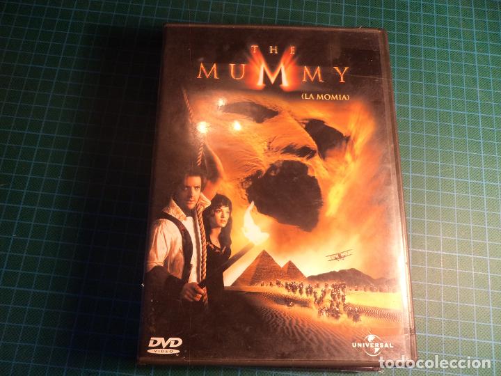 Cinema: the mummy. la momia. (p-17).