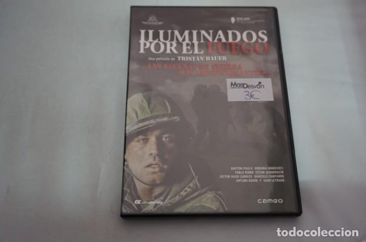 Kino: (10-B3) - 1 X DVD / ILUMINADOS POR EL FUEGO / TRISTAN RAUER
