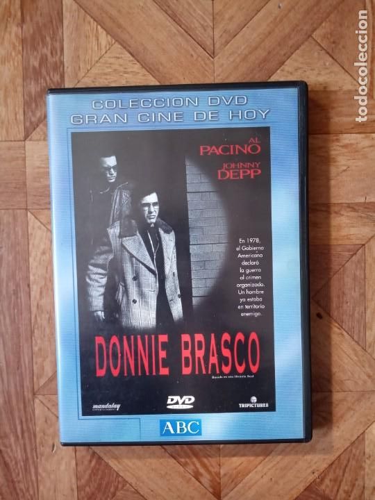 Cinema: DONNIE BRASCO - CON AL PACINO JOHNNY DEPP