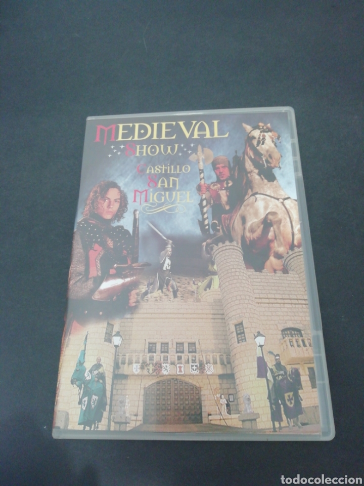 Cin&eacute;ma: Dvs12- medieval show -dvd segundamano tapa fina