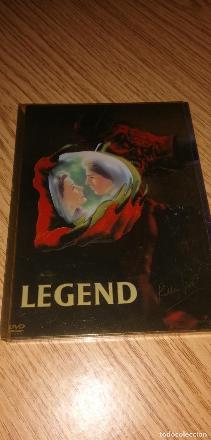 Cine: LEGEND - Foto 1
