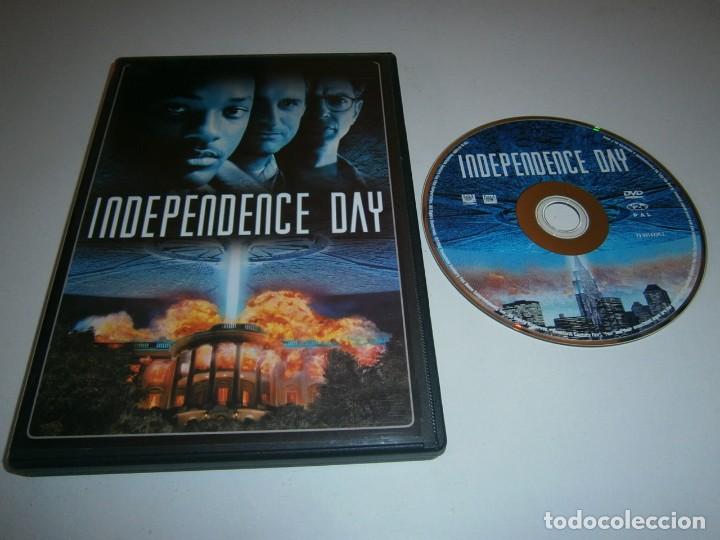 Cine: INDEPENDENCE DAY DVD - Foto 1