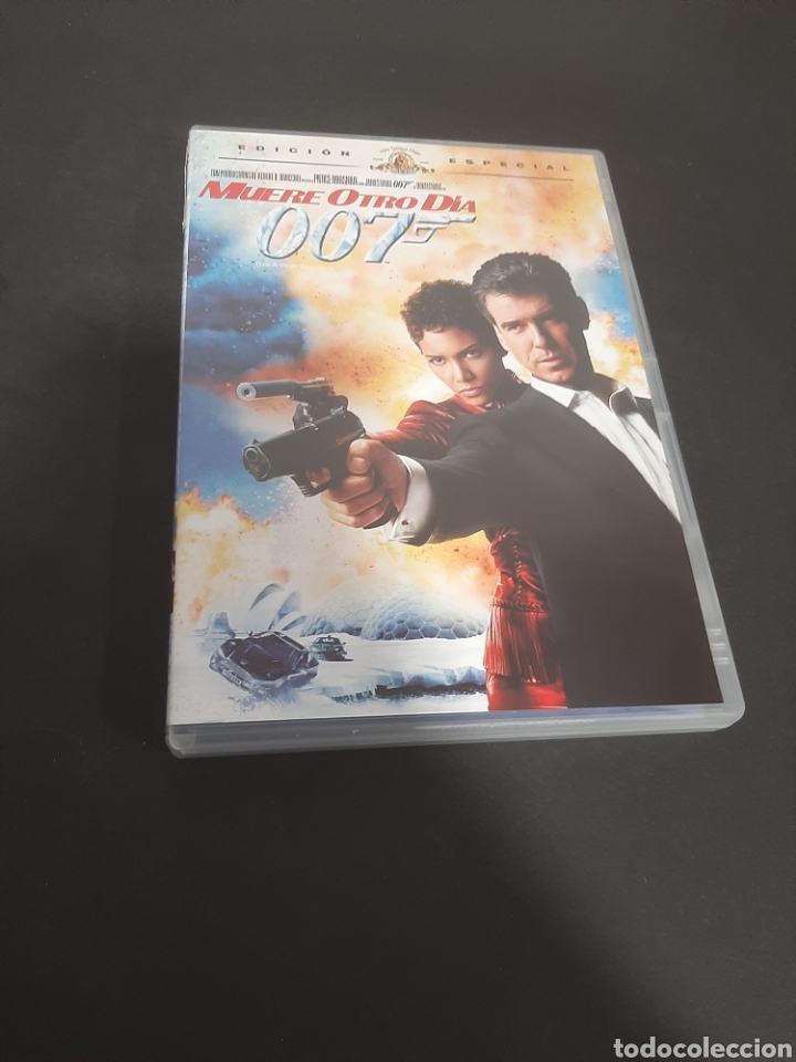 Cin&eacute;ma: 19949 muere otro d&iacute;a -DVD SEGUNDA MANO