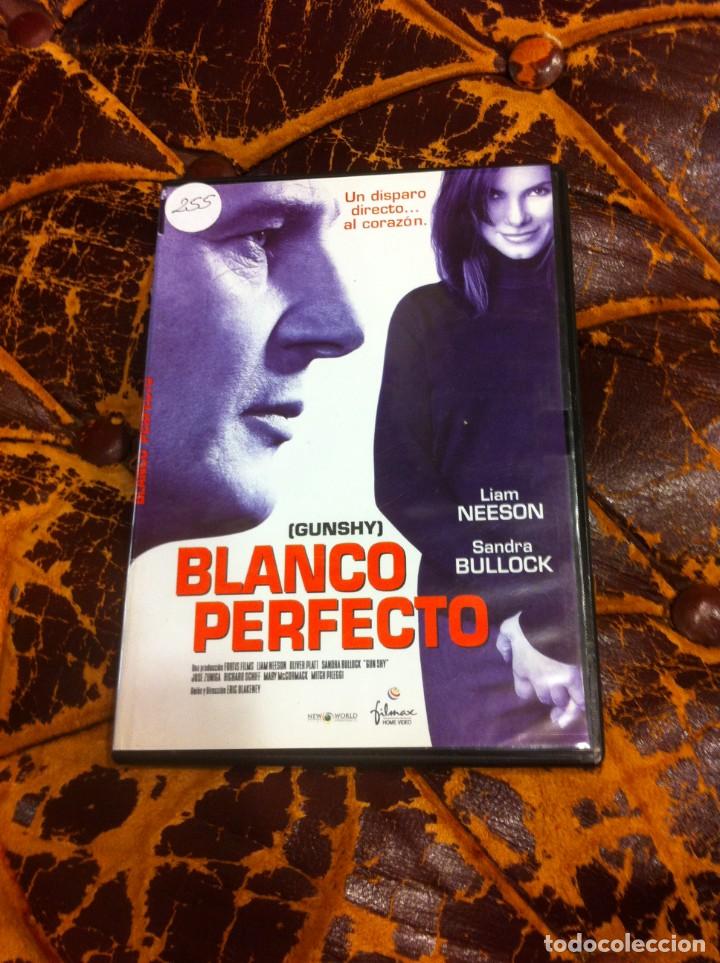 Cinema: PEL&Iacute;CULA EN DVD. CAJA FINA. BLANCO PERFECTO. SANDRA BULLOCK