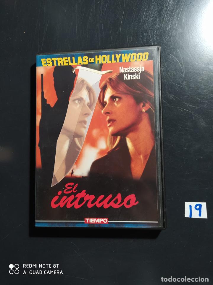 Cine: El intruso - Foto 1