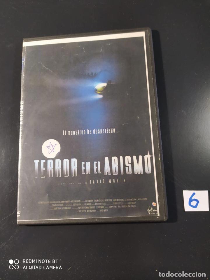 Terror En El Abismo