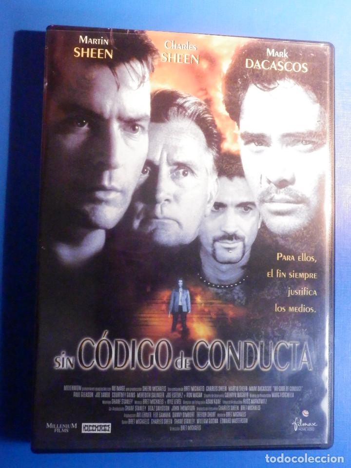 Cine: Pel&iacute;cula en DVD - Sin c&oacute;digo de conducta - - Foto 1