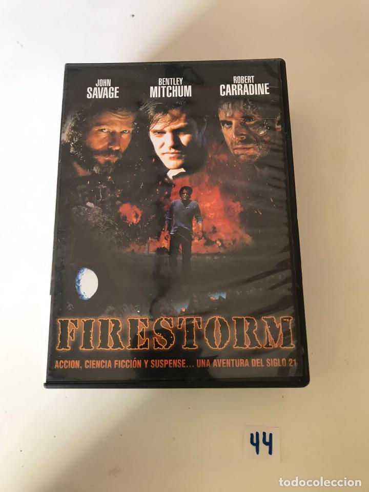 Cine: Firestorm - Foto 1