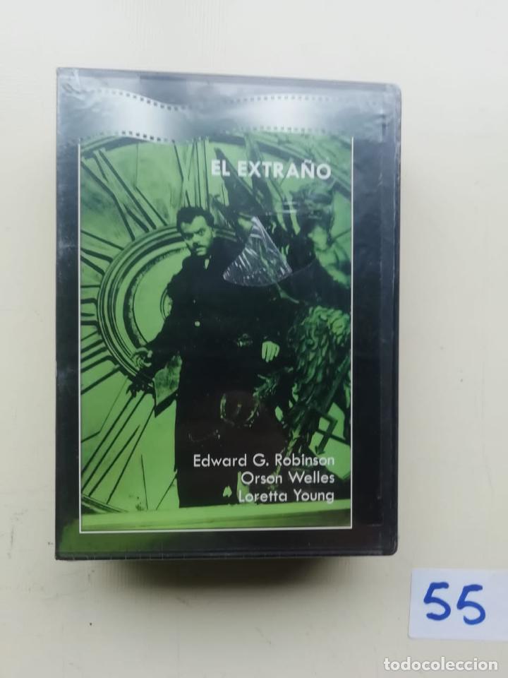Cine: El Extra&ntilde;o - Foto 1