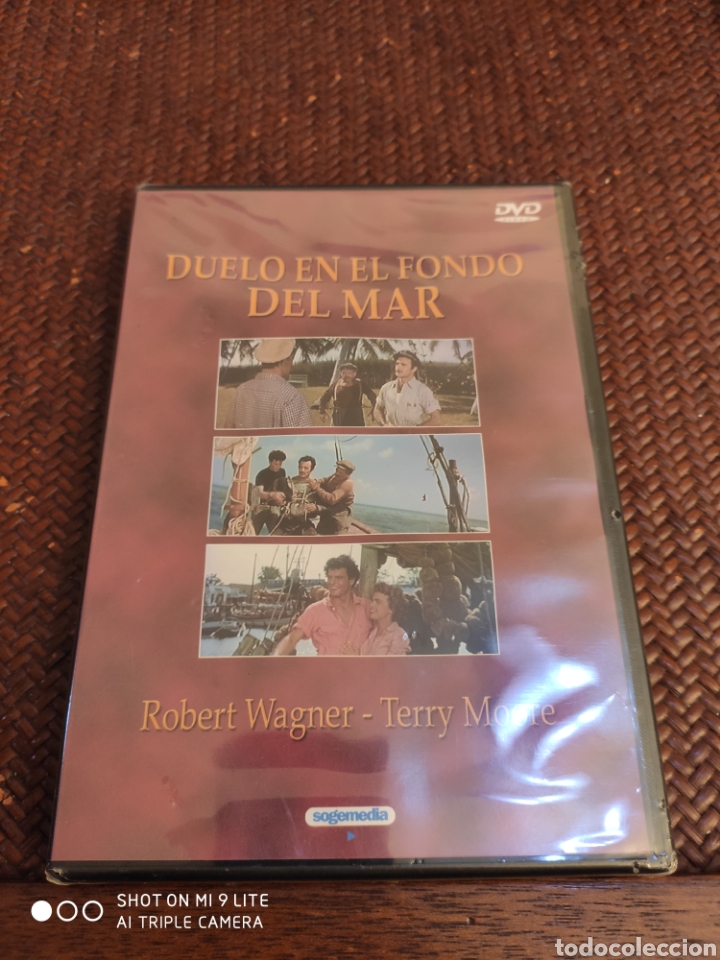Cine: Duelo en el fondo del mar precintada