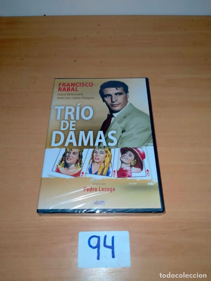 Trio De Damas