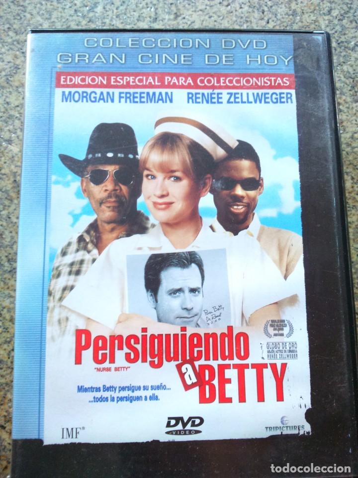 Cinema: DVD -- PERSIGUIENDO A BETTY --