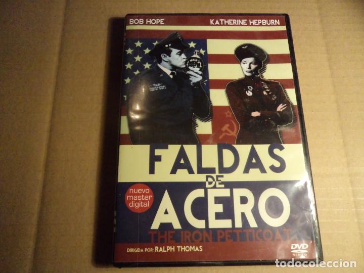 Cine: Faldas de acero. (P-11)