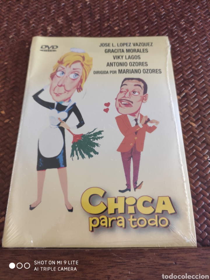 Cinema: Chica para todo cart&oacute;n precintada