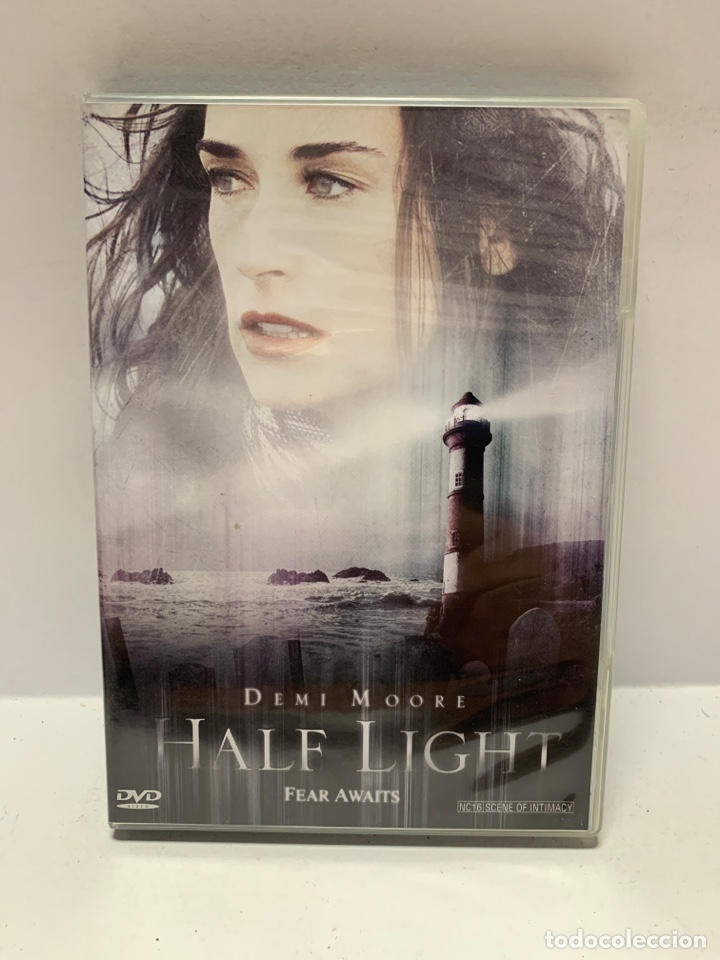 Cinema: VO19 half light DVD SEGUNDA MANO VERSI&Oacute;N EXTRANJERA
