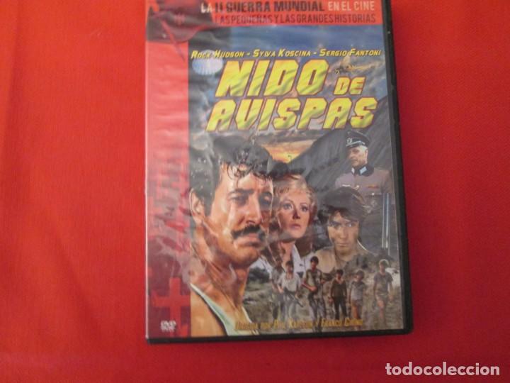 Cine: NIDO DE AVISPAS - Foto 1