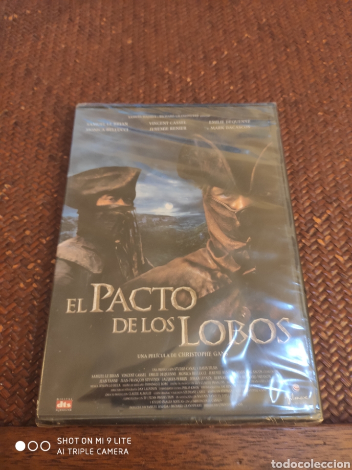 Cine: El pacto de los lobos precintada - Foto 1