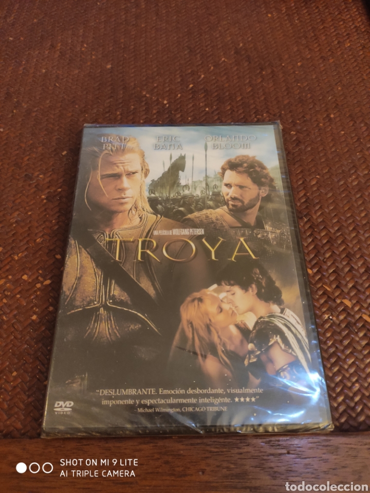 Cine: Troya precintado - Foto 1