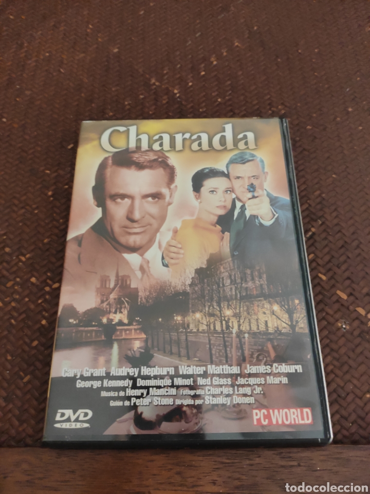 Cine: Charada - Foto 1