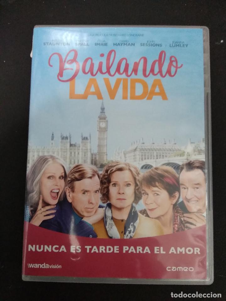 Cine: BAILANDO LA VIDA - Foto 1