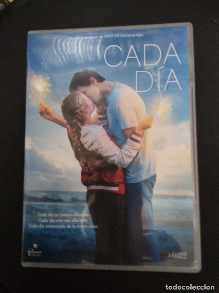 Cine: CADA DIA - Foto 1