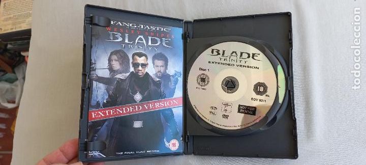 Cine: BLADE. TRINITY. EXTENDED VERSION. WESLEY SNIPES.. 2 DVD. EN INGL&Eacute;S - Foto 2