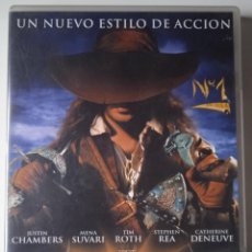 Cinema: EL MOSQUETERO. (JUSTIN CHAMBERS, CATHERINE DENEUVE.) DVD
