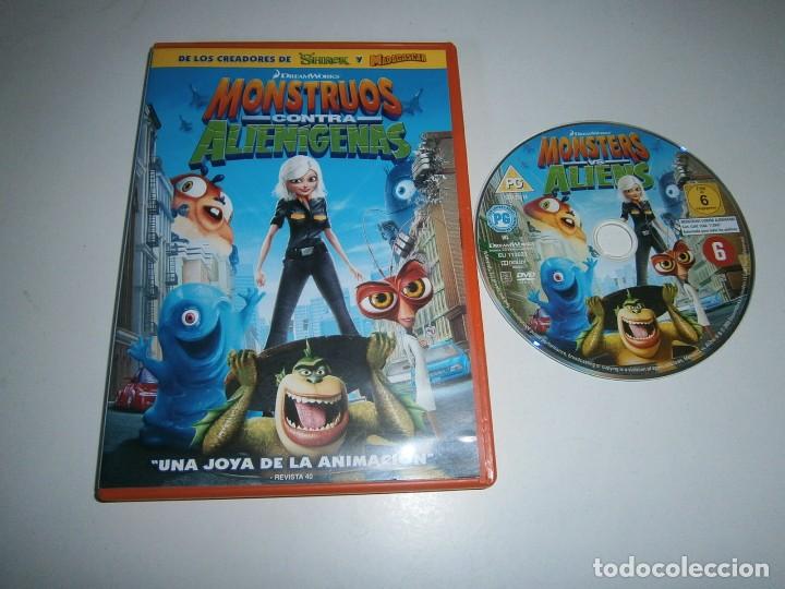 Cine: MONSTRUOS CONTRA ALIENIGENAS DVD - Foto 1
