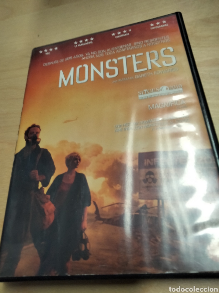 Cine: Monsters dvd ---- 199 - Foto 1