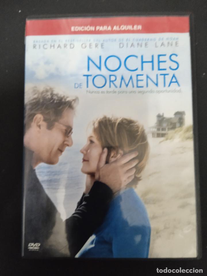 Cine: NOCHES DE TORMENTA - Foto 1