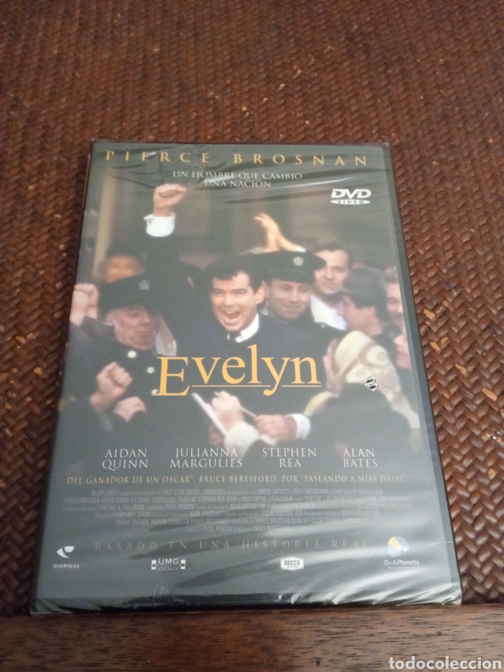 Kino: Evelyn precintada