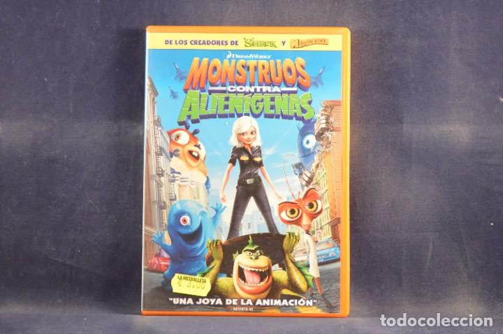 Cine: MONSTRUOS CONTRA ALIEN&Iacute;GENAS - DVD - Foto 1
