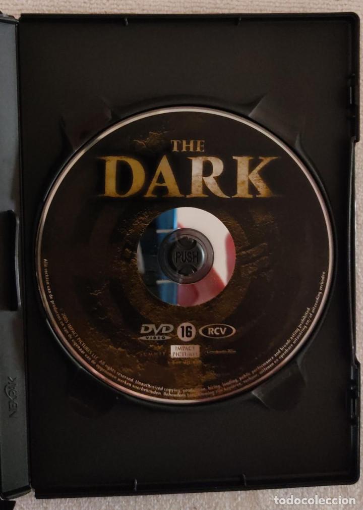 Cine: THE DARK. - Foto 2