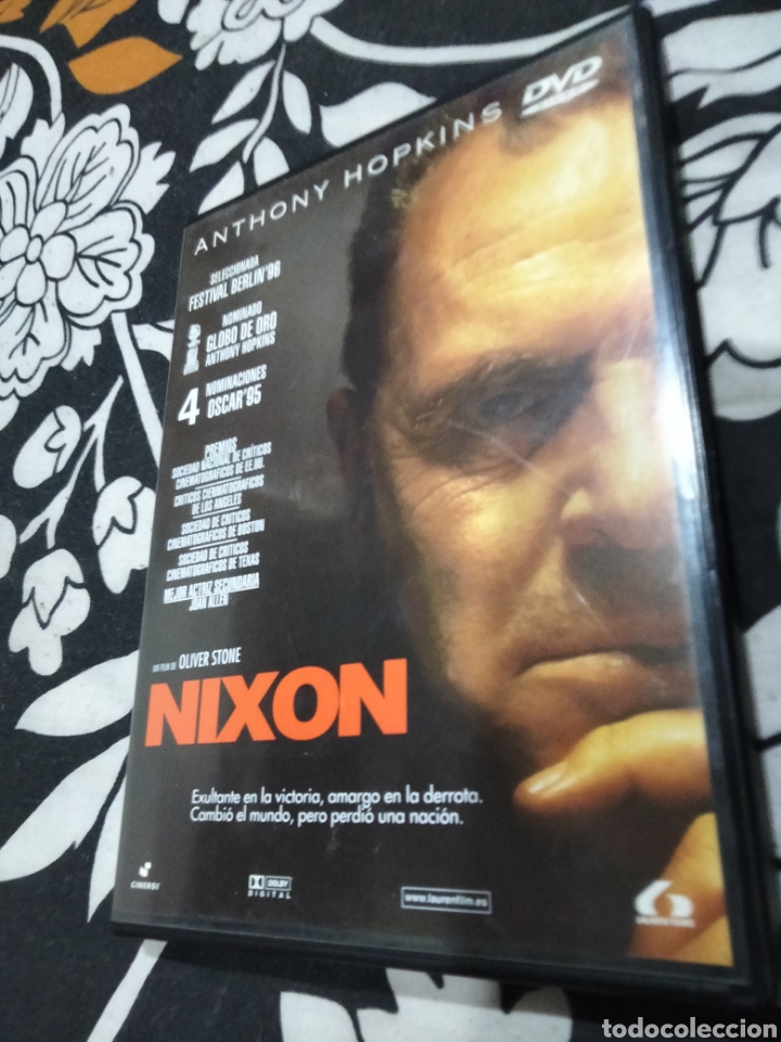 Cin&eacute;ma: Nixon dvd -------- 22
