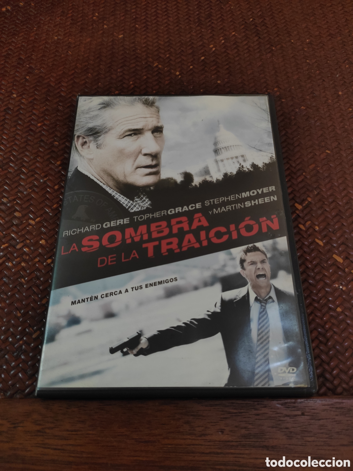 Cinema: La sombra de la traici&oacute;n