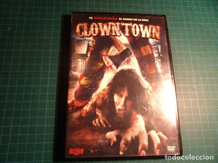 Cine: Clowntown. (P-24) - Foto 1