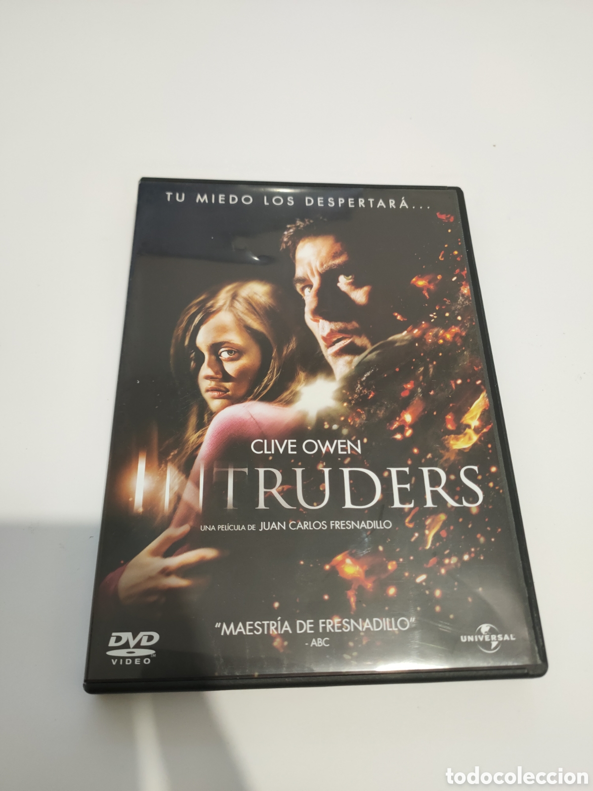 Cin&eacute;ma: CND40 intruders DVD COMO NUEVO